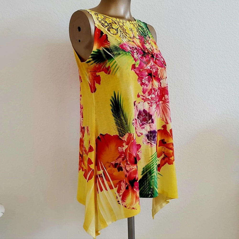 Yellow embroidered blouse - Picture 6 of 6